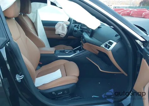 2025 BMW I4 Gran Coupe xDrive40 z USA, uszkodzony, nr VIN WBY43HD08SFU04129